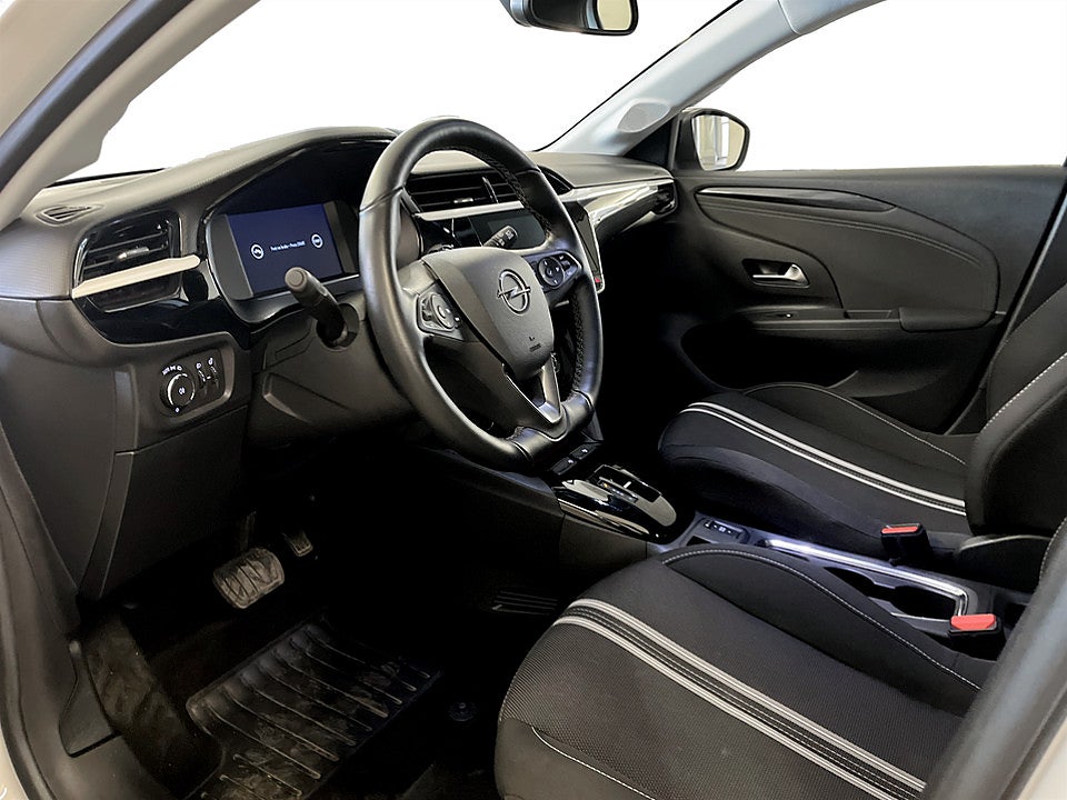 Bild på Opel Corsa-e D&T 50kWh 136hk Aut B-KAMERA CARPLAY
