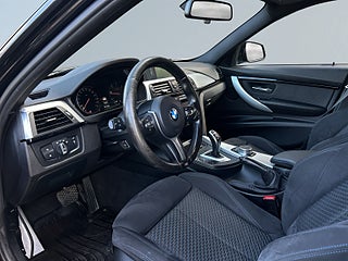 BMW 320D xDrive M Sport SoV-Däck/Drag/Rattvärm/Navi/Kamera/Psens – bild 7