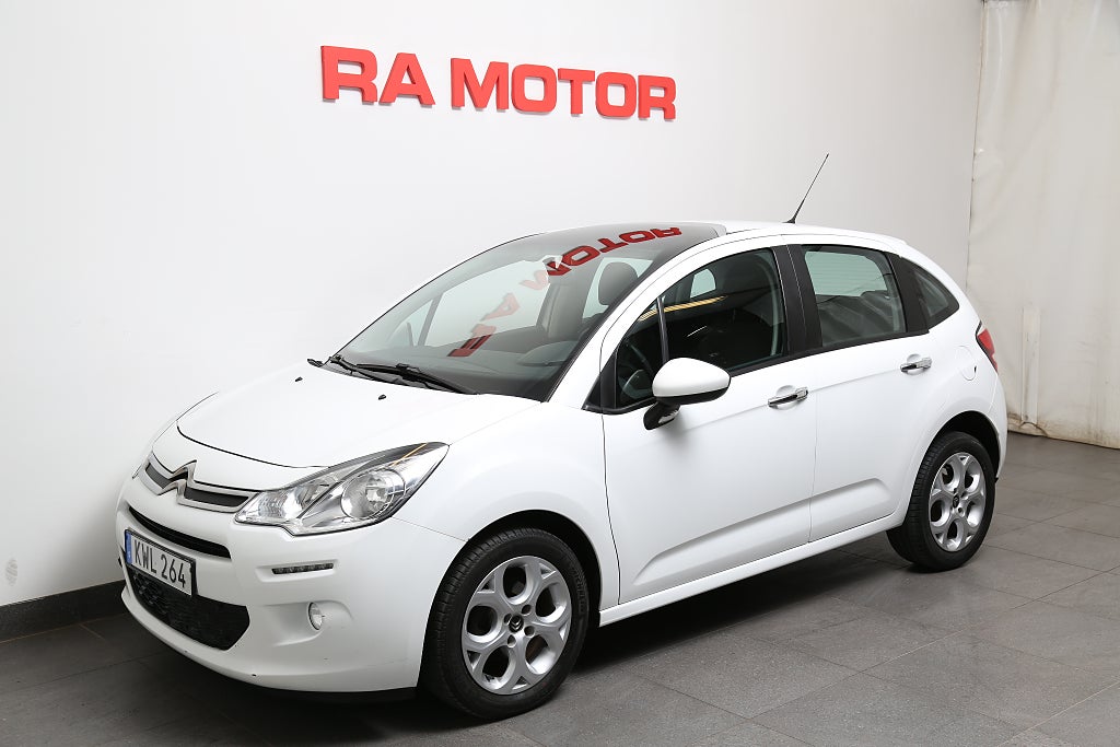 Citroën C3 1,2 VTi 82hk PureTech 5D Pano Nybesikt Motorvärmare 2015