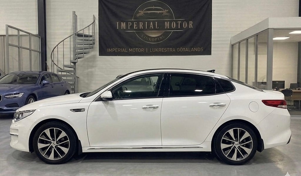 Kia Optima 1.7 VGT DCT Launch Edition Euro 6// Nybesiktad//Dragkro