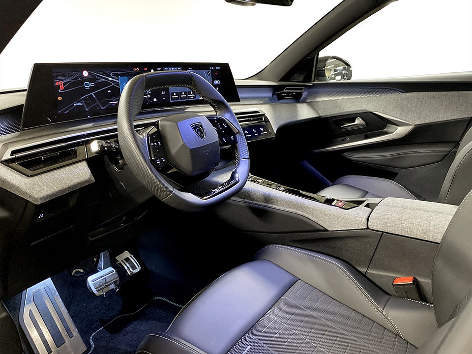 Bild på Peugeot 5008 GT Hybrid 145hk Aut 7-SITS B-KAMERA CARPLAY