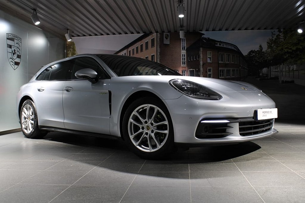 Porsche Panamera 4 E-Hybrid Sport Turismo