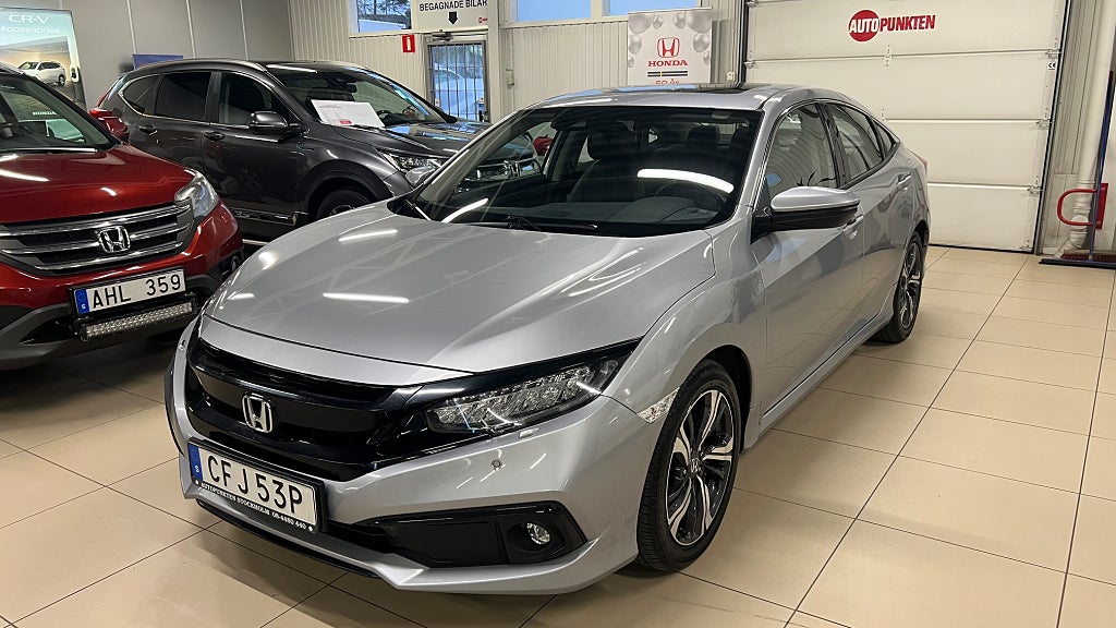 Honda Civic 1.5 i-VTEC Turbo CVT Executive Premium Nyservad