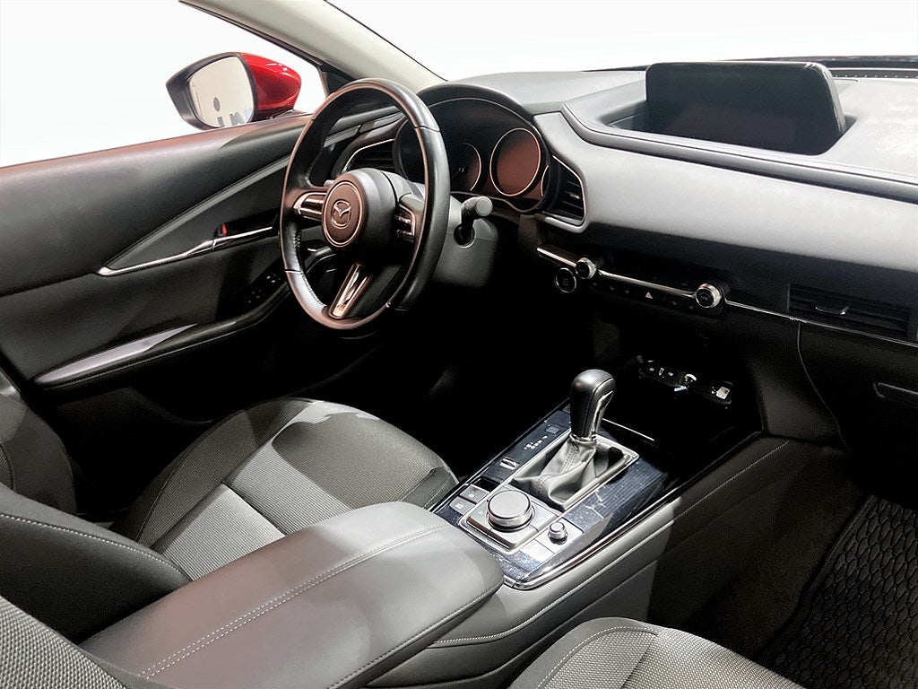 Bild på Mazda CX-30 Sky + Tech Pack 2.0 150hk Aut - B-KAMERA, CARPLAY