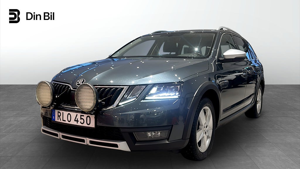 Skoda Octavia Combi Scout Drag/Värmare/V-hjul/Premium