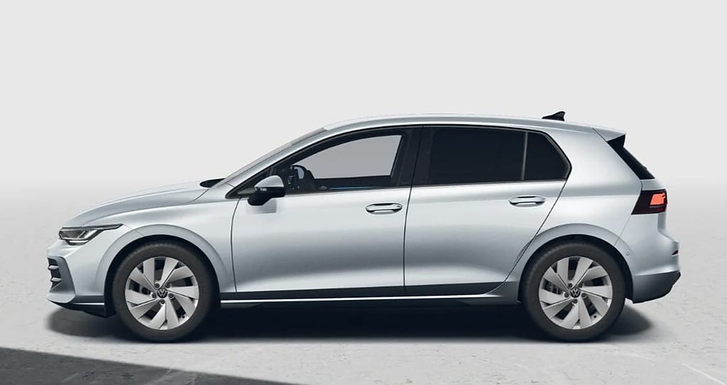 Volkswagen Golf eTSI 150hk DSG Edition Privatleasing 3995:-