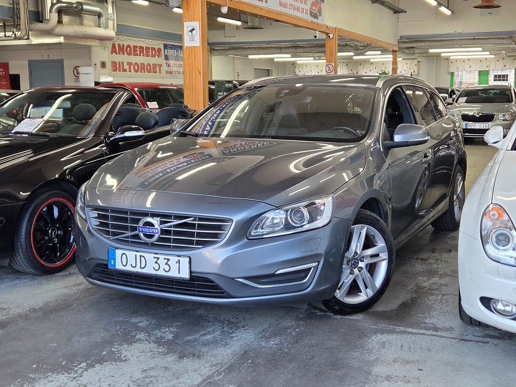 Volvo V60 D5 Plug-in Hybrid AWD Geartronic Summum Euro 6 0% Ränta