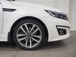 Sedan Kia Optima 5 av 21