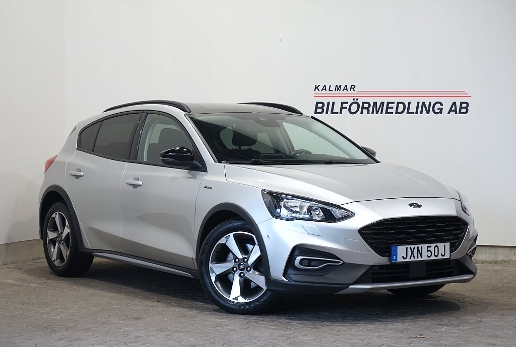Ford Focus 1.0 EcoBoost Launch Edition B-kamera Carplay 125hk
