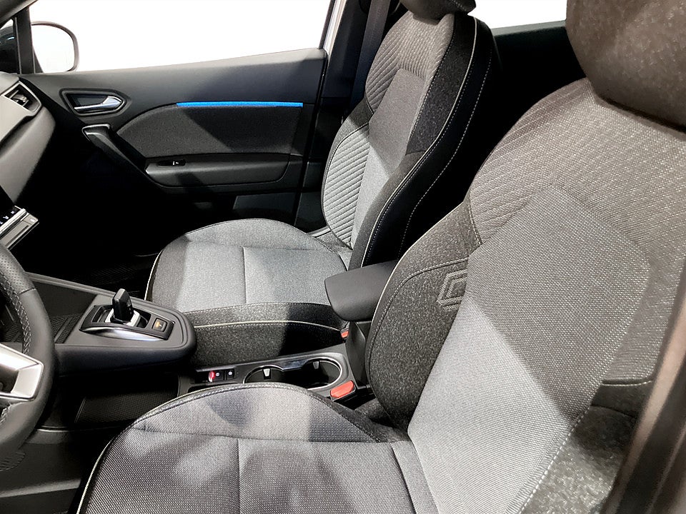 Bild på Renault Captur 1.3 TCe 140hk Aut B-KAMERA CARPLAY RATTVÄRME