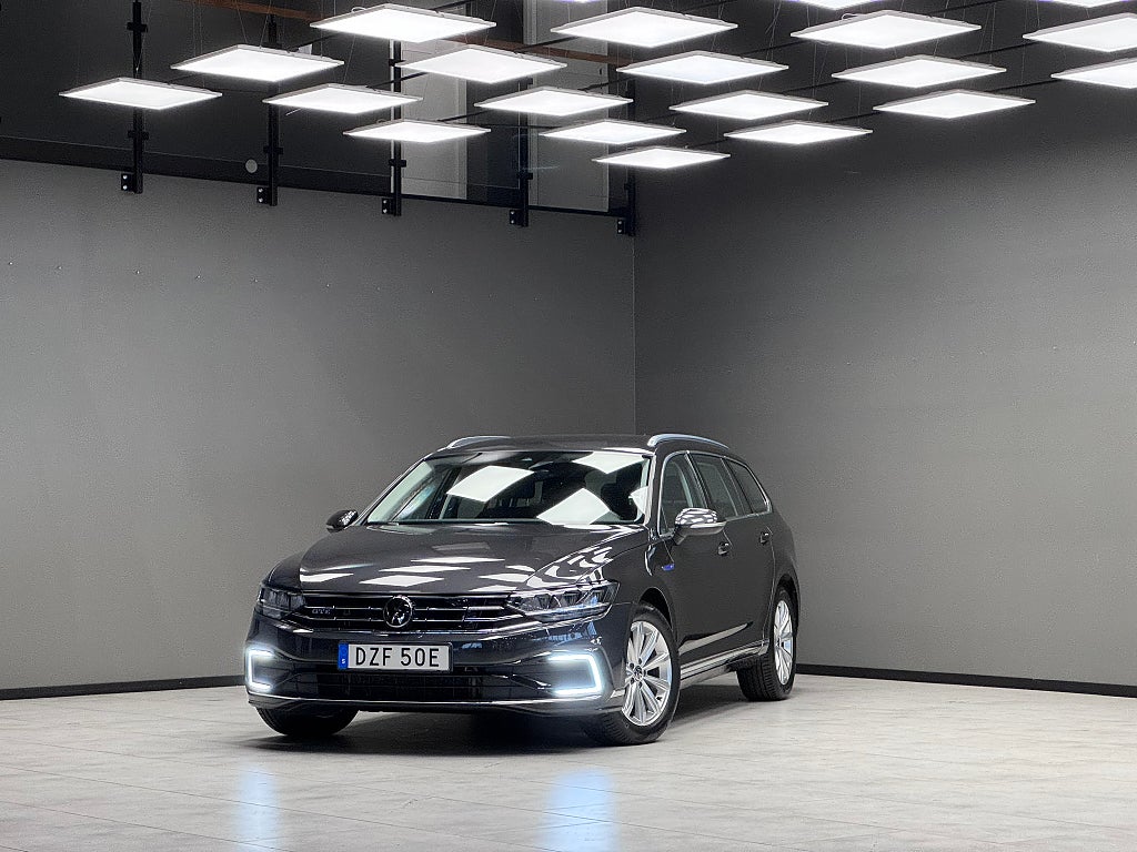 Volkswagen Passat Sportscombi GTE 1.4 TSI GTE / Drag / Värmare