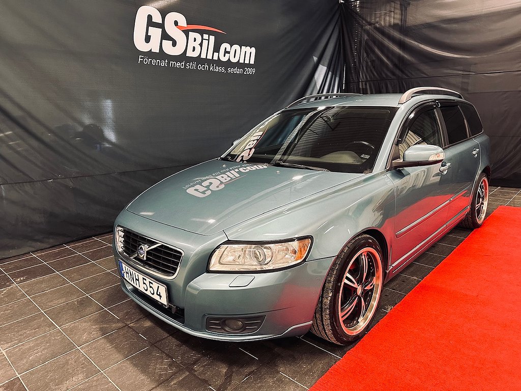 Volvo V50 D5 180 Hk Momentum AUT