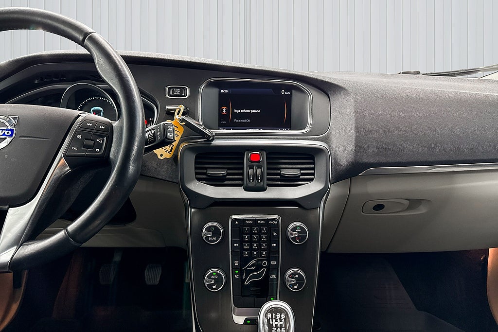 Volvo V40 2014