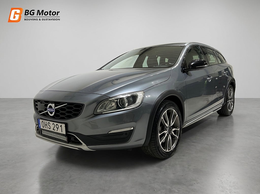 Volvo V60 Cross Country D4 190HK AWD Aut  Summum Drag/Värmare/Backkamera/BLIS