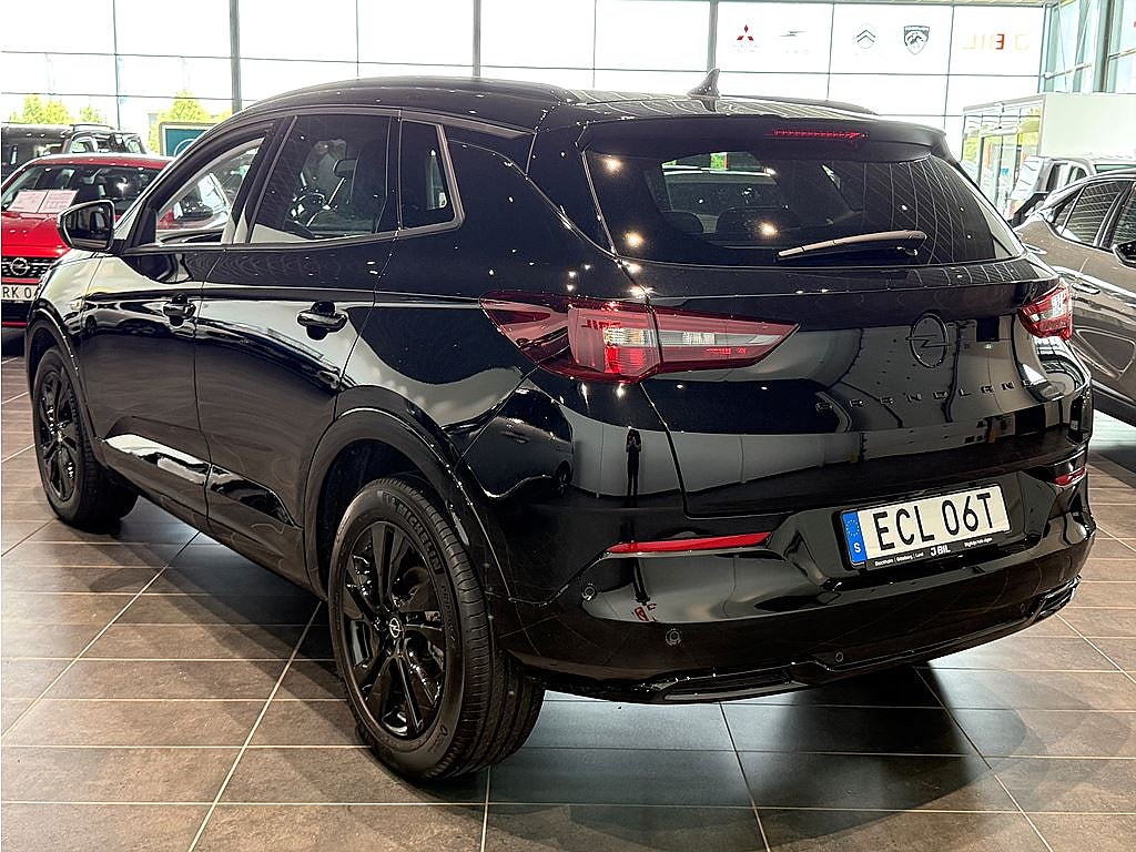 Bild på Opel Grandland GS-Line 1.2 PT 130hk Aut - B-KAMERA, CARPLAY