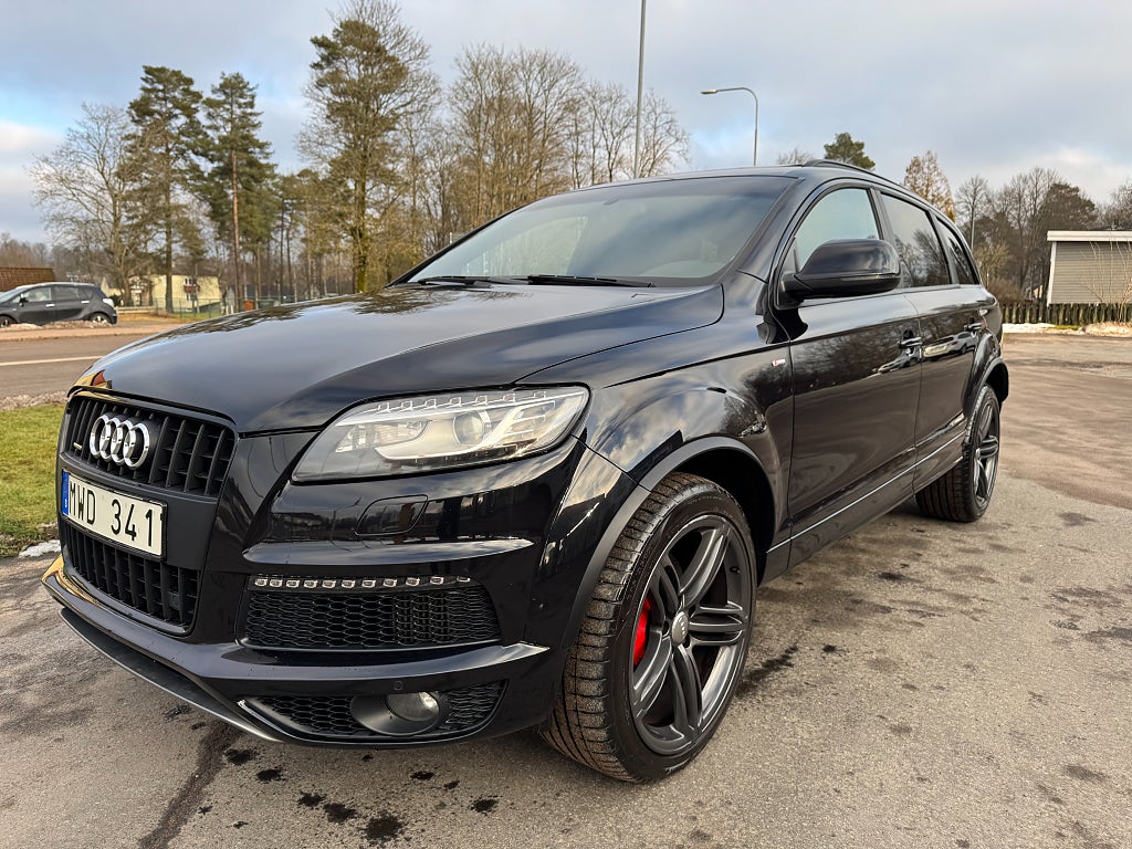 Audi Q7 3.0 TDI V6 DPF quattro TipTronic S Line Dragkrok 7 sits