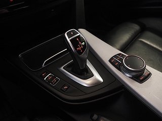 Kombi BMW 320 17 av 24