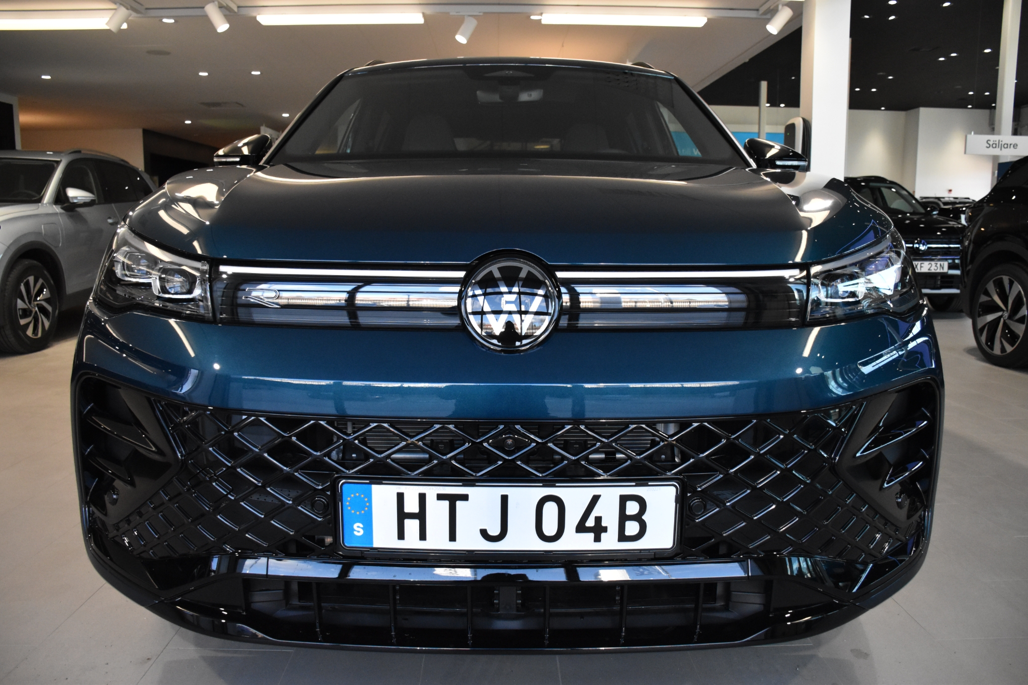 Volkswagen Tiguan eHybrid R-Line Edition 2026, kuva 3/71