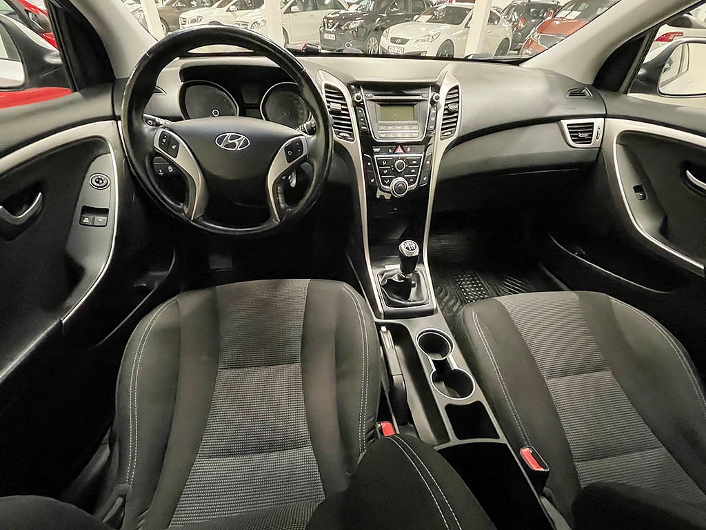 Hyundai i30 5-dörrar 1,6 CRDi 110Hk