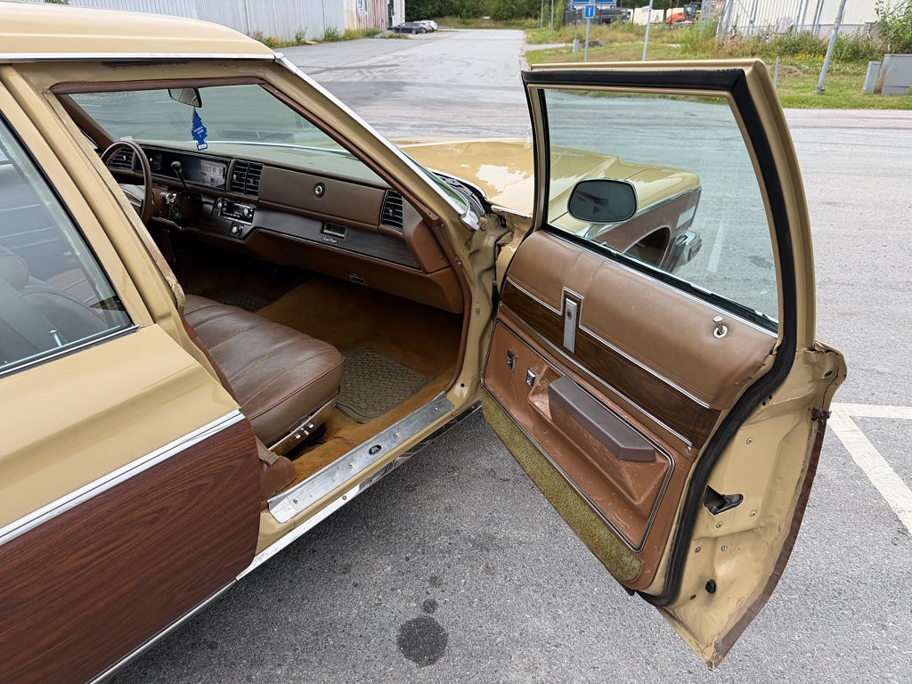 Buick Estate Wagon 3-sätes 7.5 V8 0kr insats 1610kr/mån