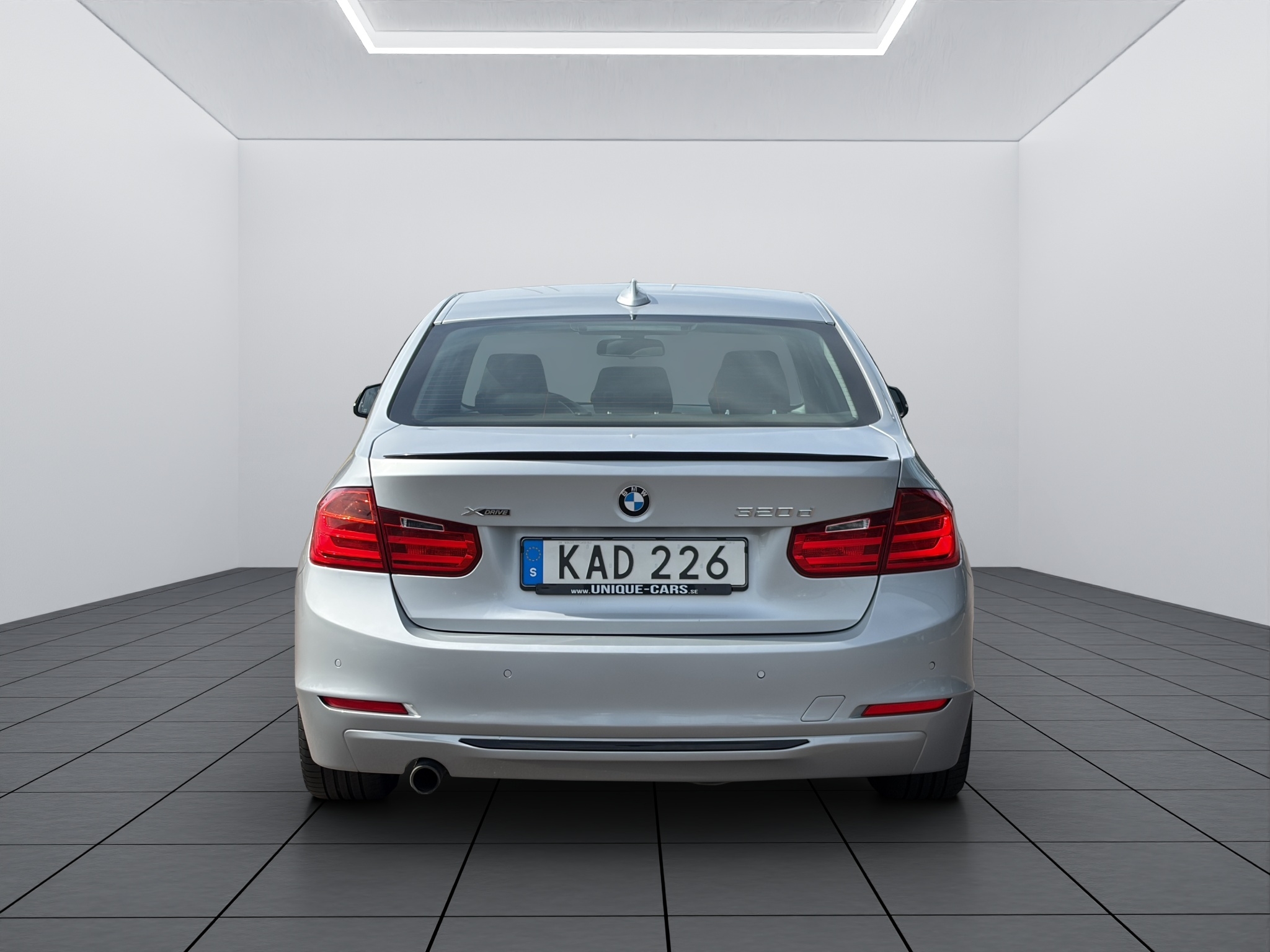 BMW 320 d xDrive Sedan 2015, bild 4/10