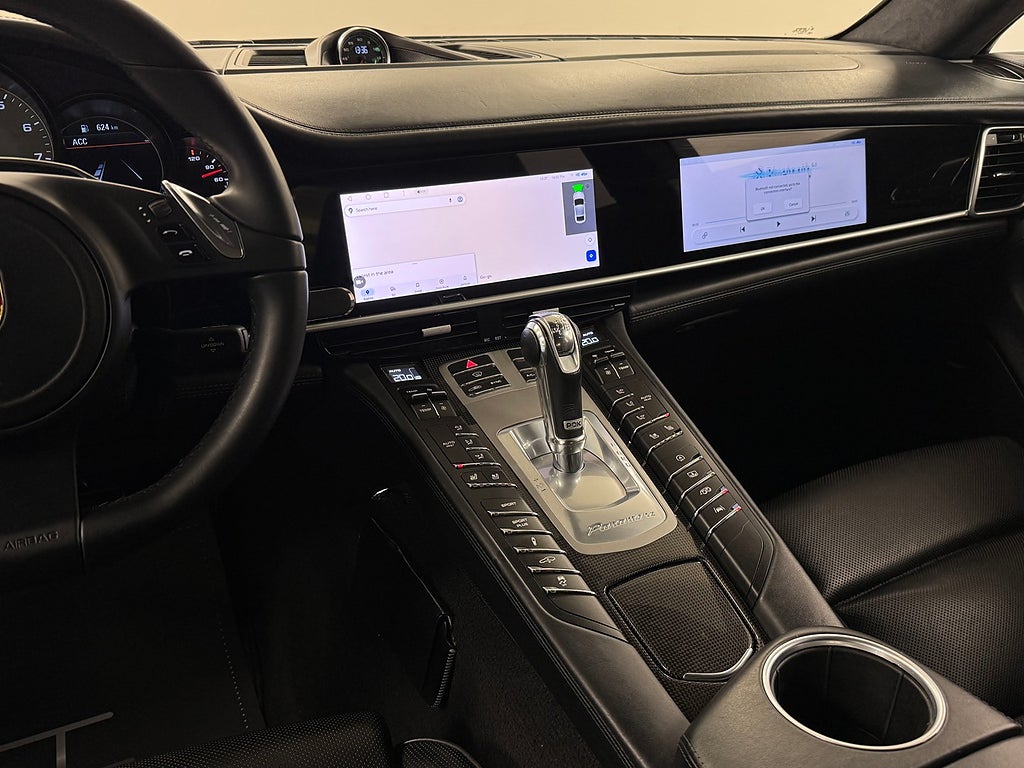 Porsche Panamera 4.8 V8 GTS PDK 4WD Lågmil 1-Ägare 440HK BOSE bild 26