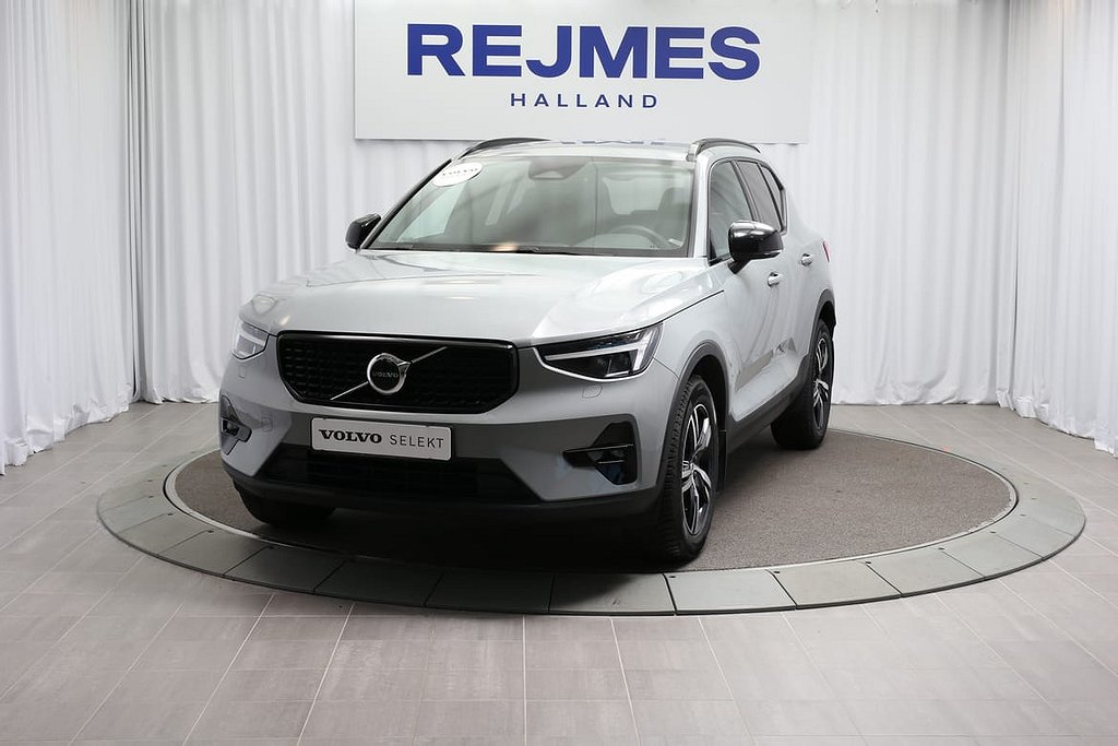 Volvo XC40 B4 FWD Bensin Plus Dark Dragkrok Motorstol Google