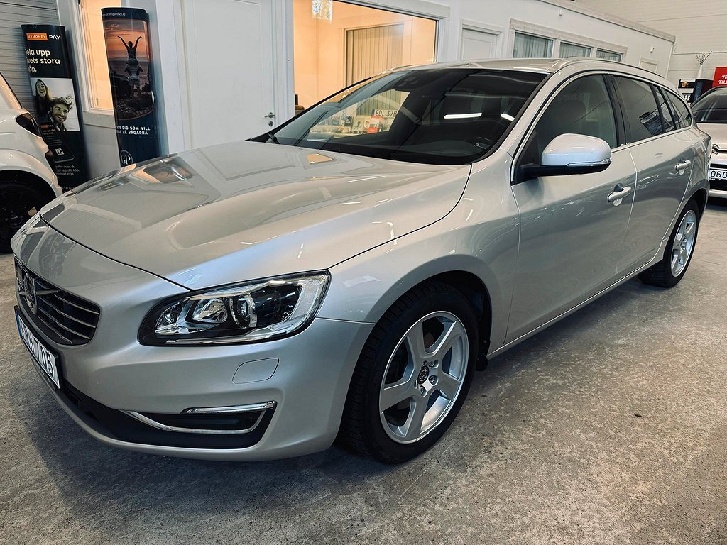 Volvo V60 D4 Geartronic Classic, Summum Euro 6 /Ränta: 3,95%