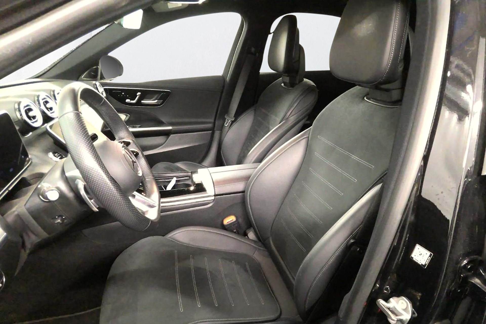 Mercedes-Benz C 2023, photo 6/10
