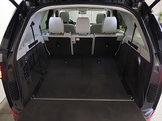 SUV Land Rover Discovery 12 av 31