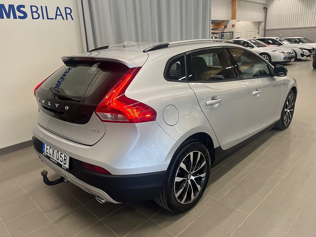 Volvo V40 Cross Country D3 Geartronic Pro Edition Drag VOC Backkamera thumbnail