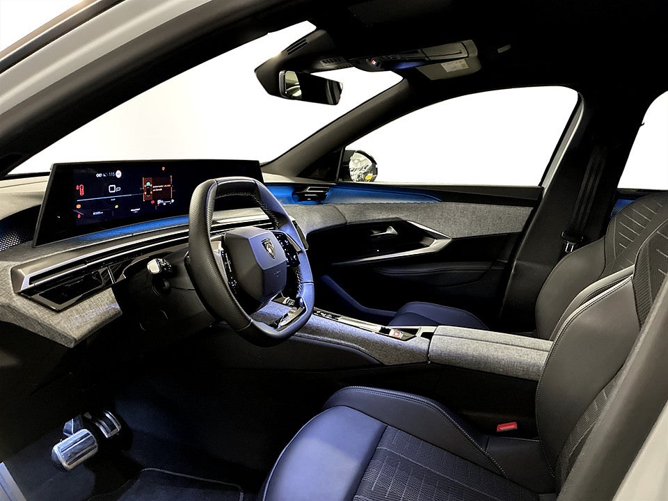 Bild på Peugeot 5008 GT Hybrid 145hk Aut 7-SITS B-KAMERA NAVI