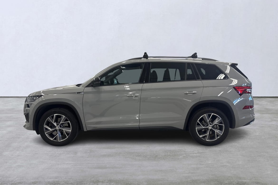 Skoda Kodiaq 2,0 TDi 4x4 Sportline 2022, kuva 2/10