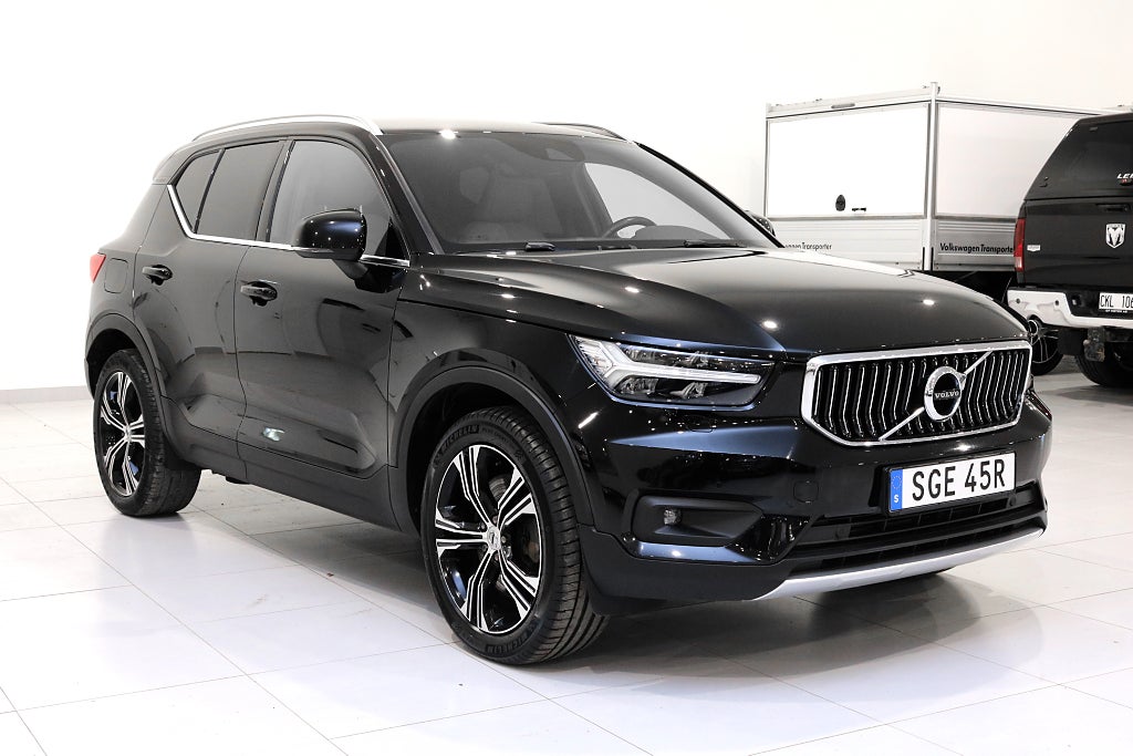 Volvo XC40 Recharge T5 Inscription 262hk / Dragkrok / Navi