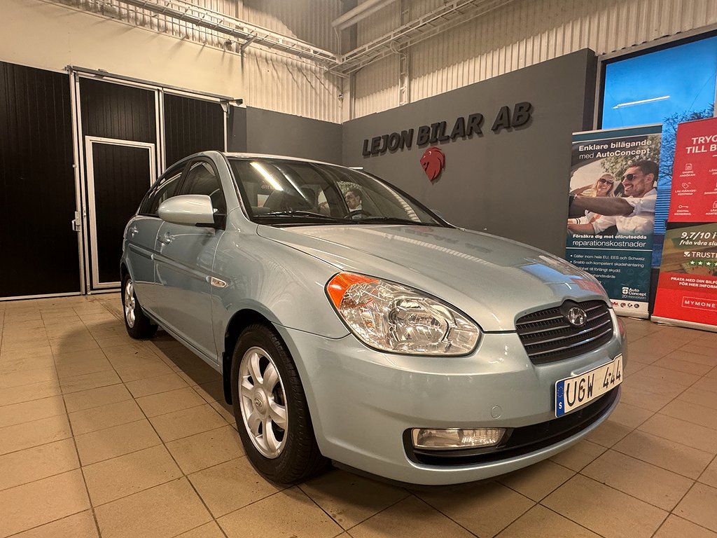 Hyundai Accent Sedan 1.6 Automat Euro 4