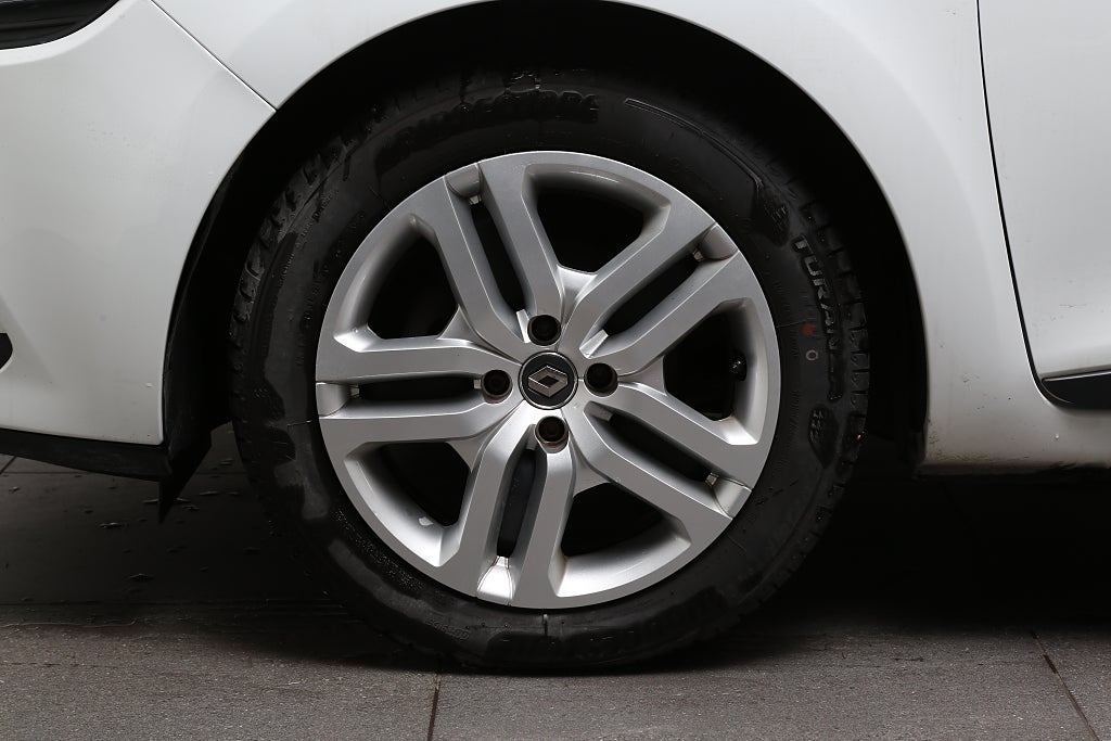 Renault Clio 0,9 TCe Energy 90hk Zen 5D Navigator 2019