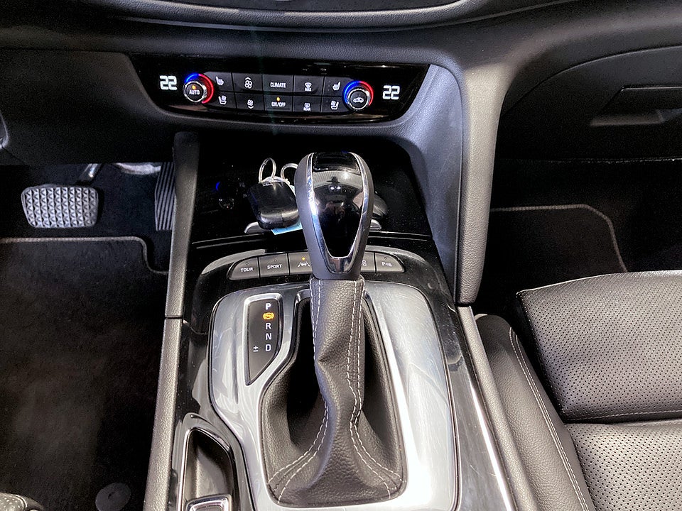 Bild på Opel Insignia ST Business 2.0 CDTI 170hk Aut NAVI DRAG