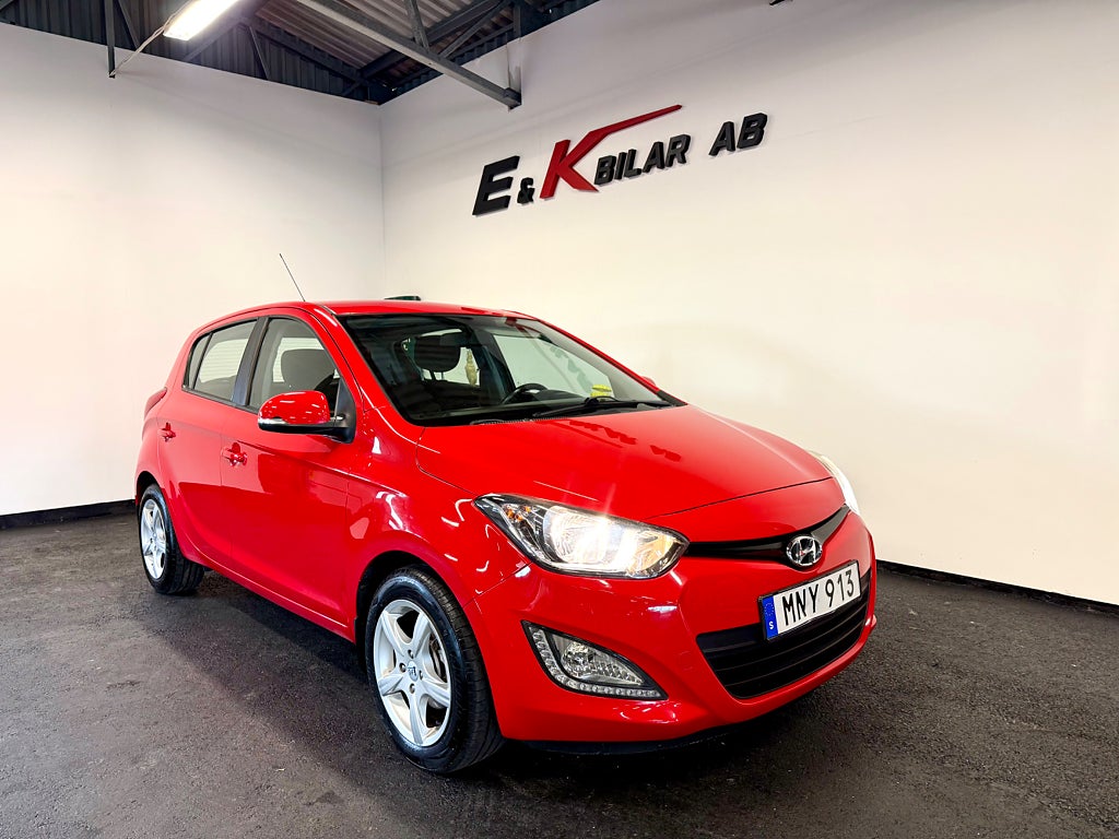 Hyundai i20 5-dörrar 1.2 Premium Euro 5 ny servad 