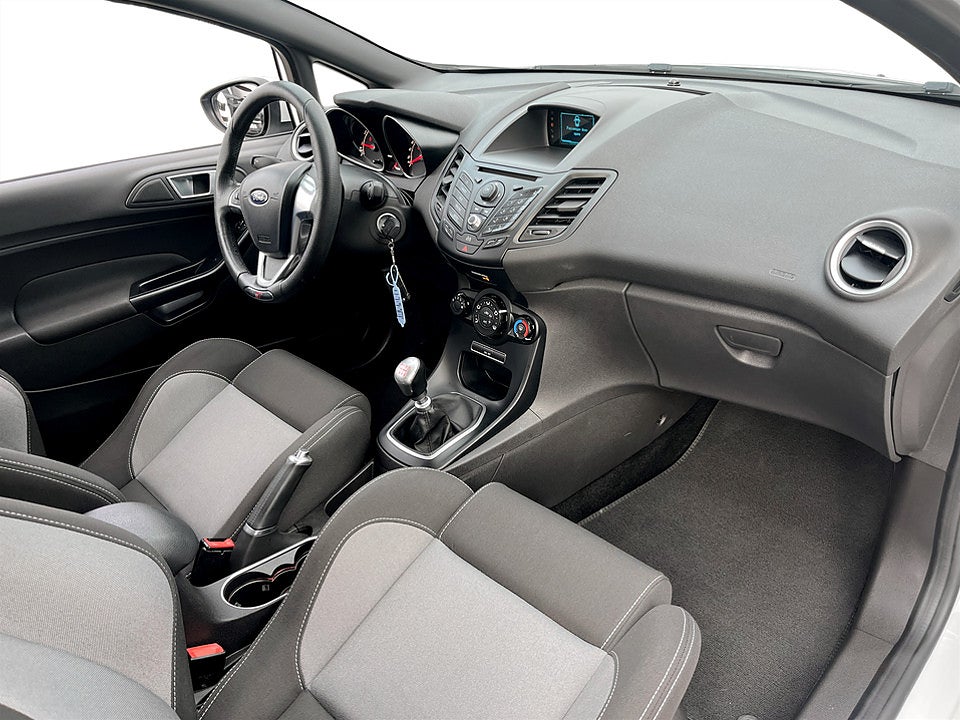 Bild på Ford Fiesta ST 3D 182hk FARTHÅLLARE BLUETOOTH