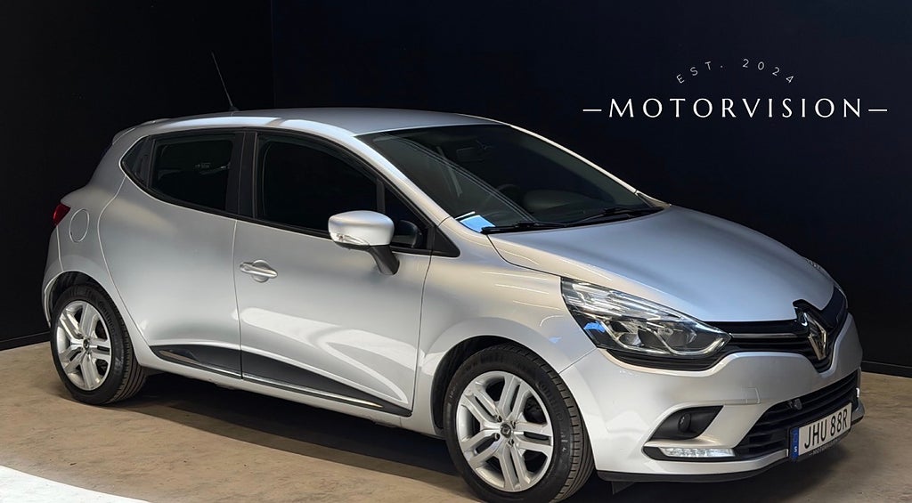 Renault Clio 0.9 TCe Zen / BT / Navi / M-värm / SoV / ISO