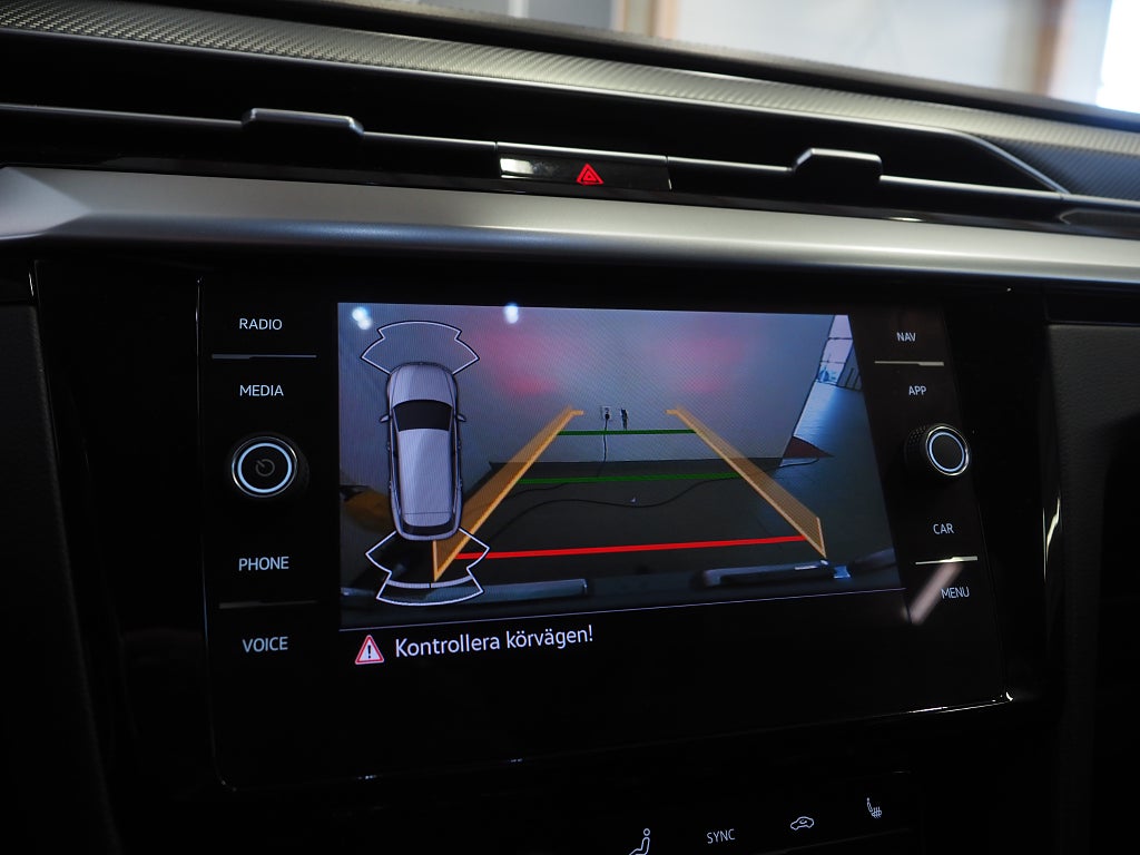 Volkswagen Arteon eHybrid SB 1.4 TSI 218hk R-Line |Cockpit|Värmare|Drag| 2022