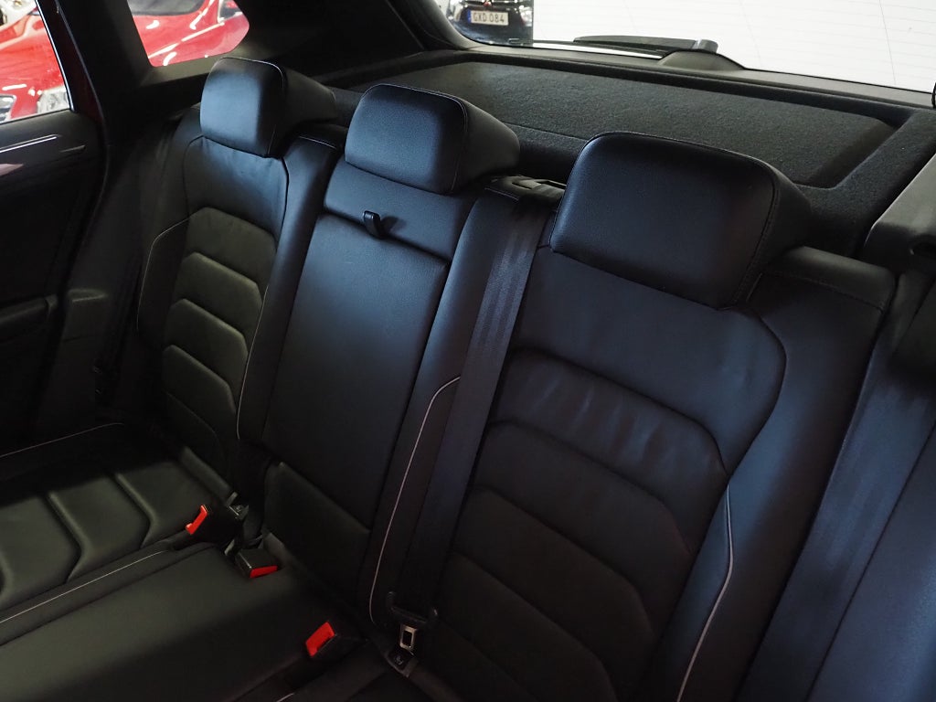 Volkswagen Tiguan TDI 190hk 4M R-Line |D-värm|Drag|Cockpit| 2017