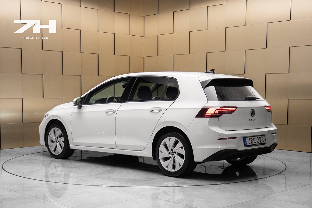 Volkswagen Golf 1.5 eTSI 150hk Life / DSG / Kamera / Farthållare