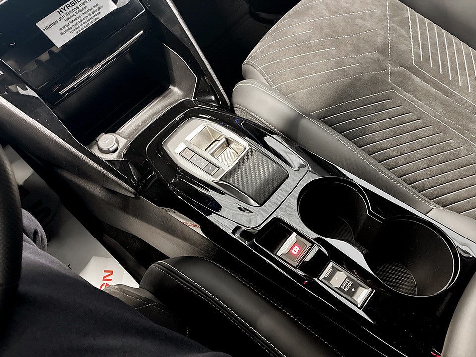 Bild på Peugeot 2008 GT 1.2 PT 130hk Aut B-KAMERA CARPLAY