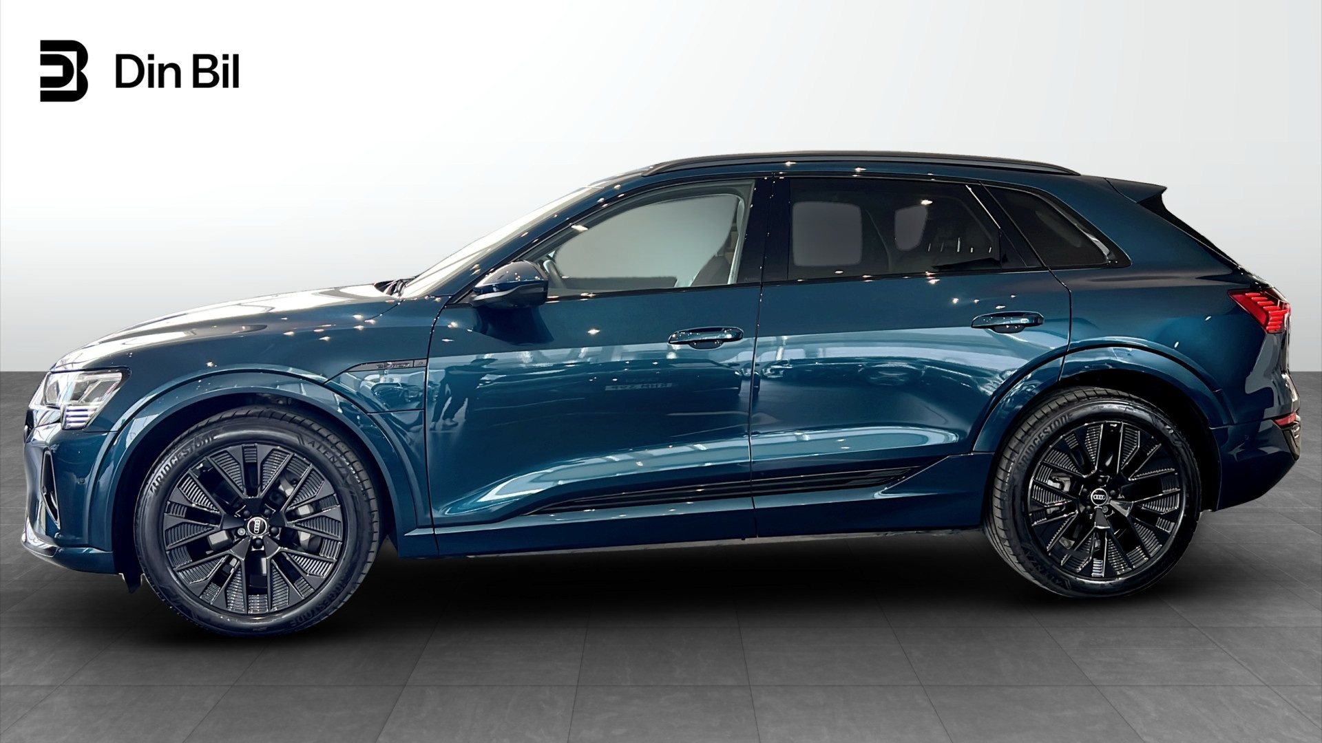 Audi Q8 e-tron, photo 2/23