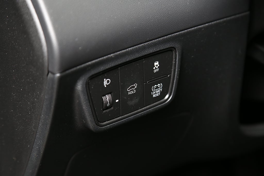 Hyundai Tucson 1,6 T-GDi HEV 230hk 6AT 4WD Essential Motorvärmare 2021