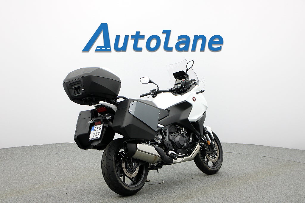 Honda NT1100A *Farthållare Carplay*