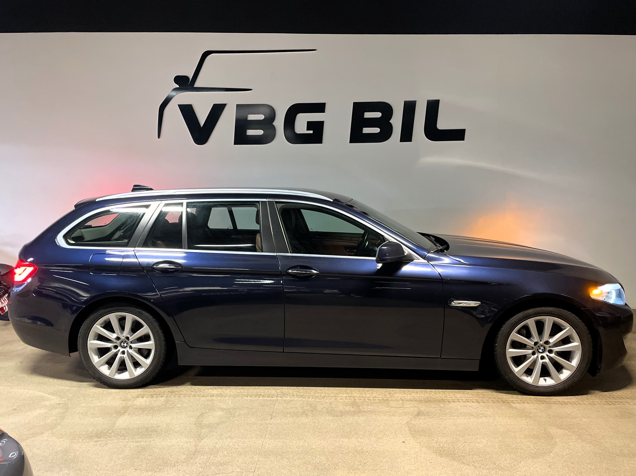 BMW 525 d xDrive Steptronic 2012, photo 7/43