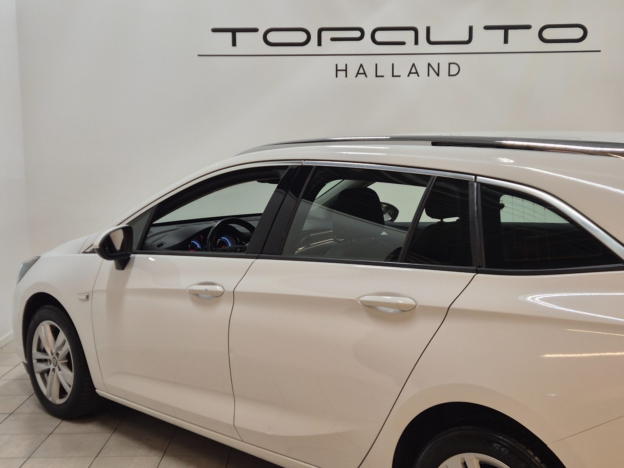 Opel Astra Sport Tourer 1.4 Turbo CVT 2021, bild 4/10