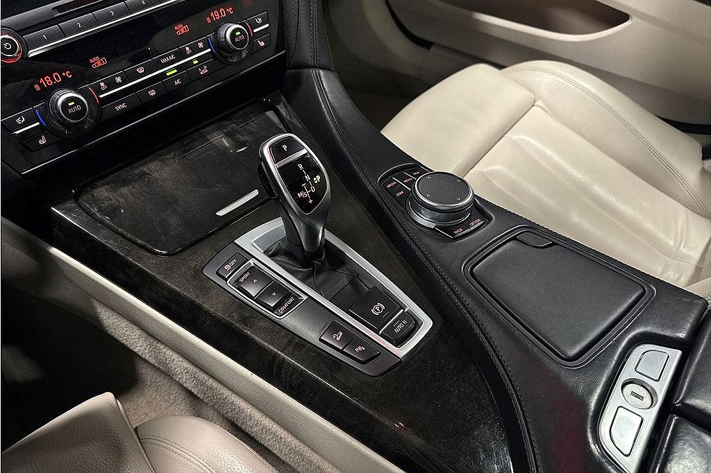 BMW 640 D xDrive M-Sport, 313hk, HUD, 2 brukare, Minnespkt, Taklucka